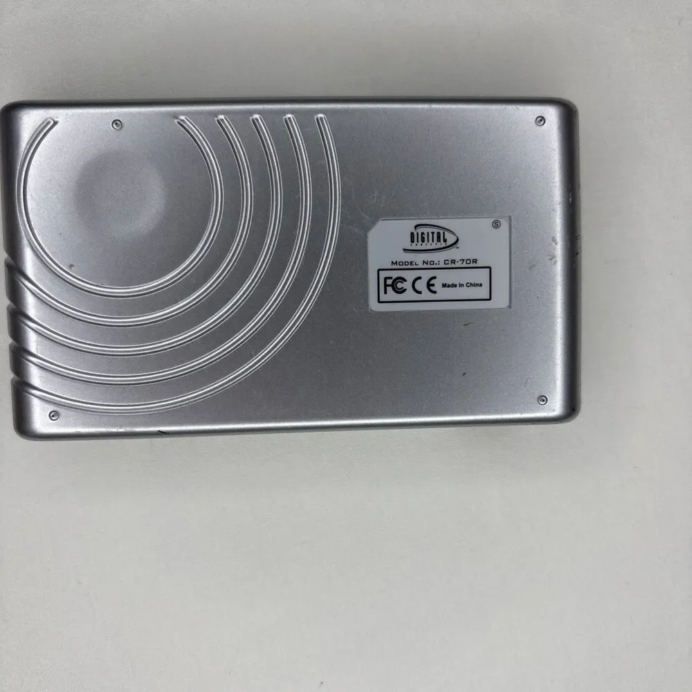 Digital Concepts Card Reader Unisex Silver Excellent USB 2.0 Multi-Slot CR-70R‎